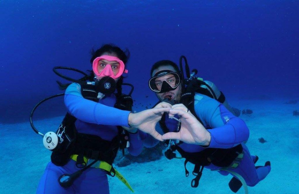 rubin dive selfie rota marianas